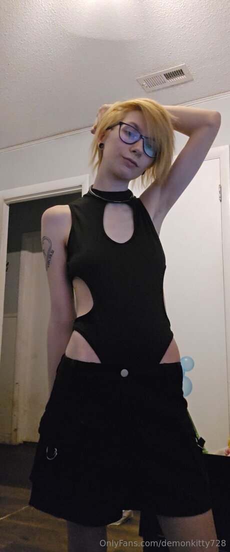 Demonkitty728 star exclusive des photos