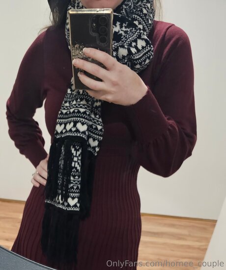 Hornee Couple jolie actrice archive