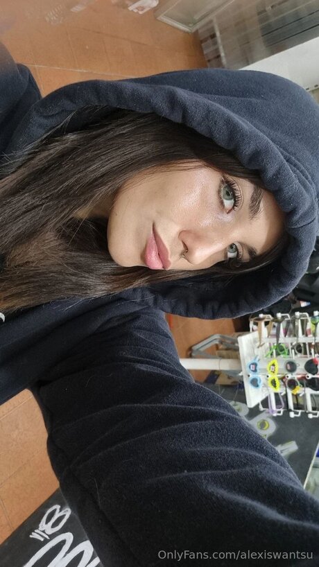 Alexiswantsu étoile adulte archive