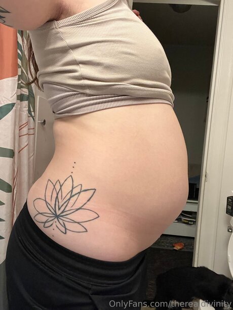 Therealdivinity actrice de sexe photos