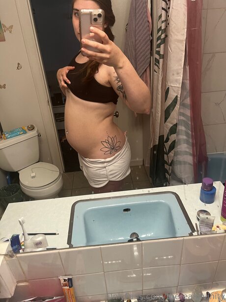 Therealdivinity belle star du porno img