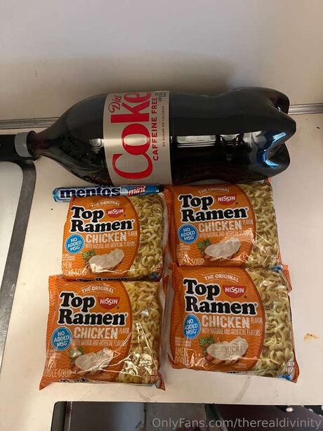 Therealdivinity xxx étoile photo