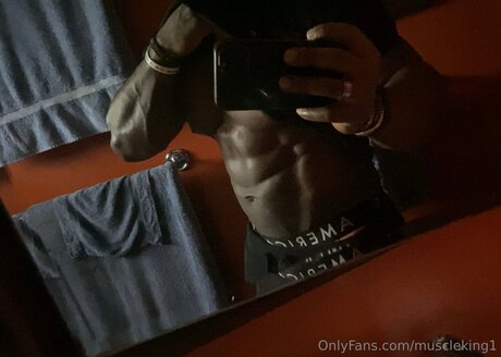 Muscleking1 star du porno img