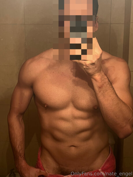 Nate Engel modèle artistique image