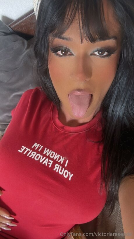 Victoriaresende nus étoiles galerie