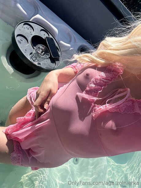 cul écarté onlyfans adulte parfait archive