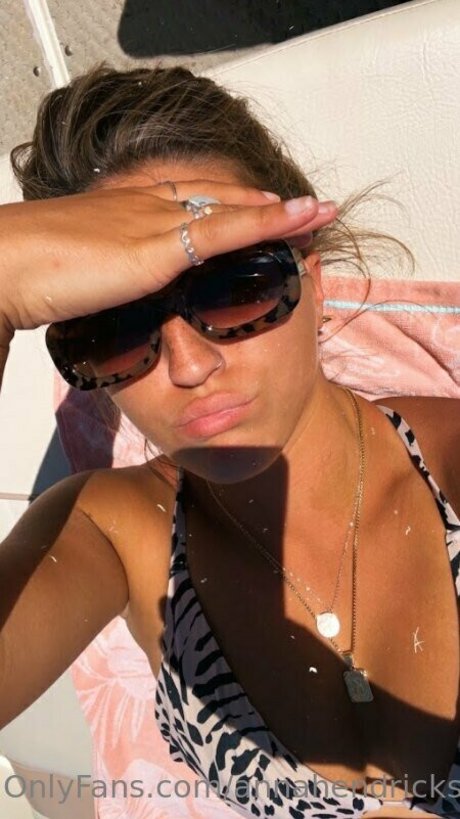 tatouages ​​blonds onlyfans sexe érotique images