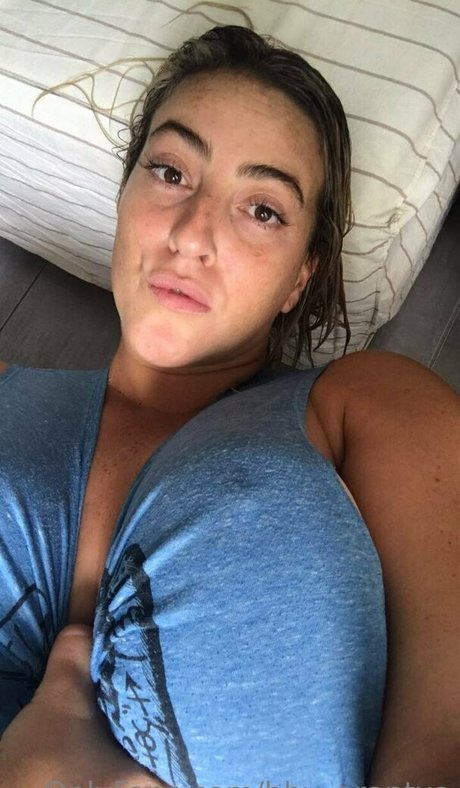 bby arantxa étoile de l'art photos