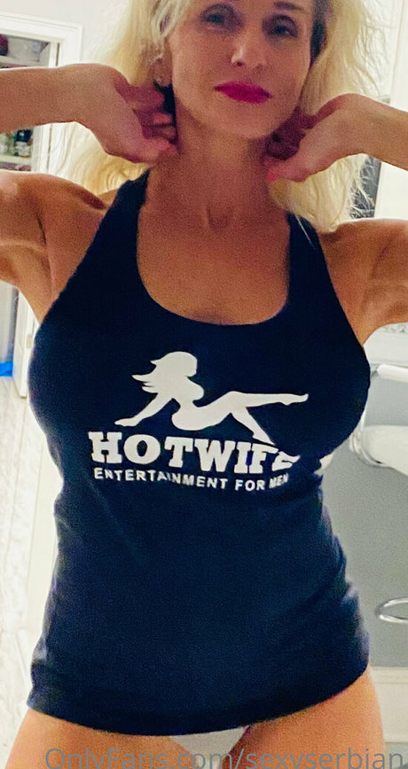 sexyserbian star pornographique photos