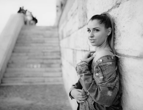 Nicole Andrievich étoile de haute qualité des photos