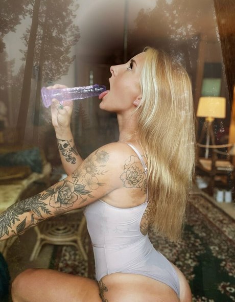 maeve xxx modèle magnifique image