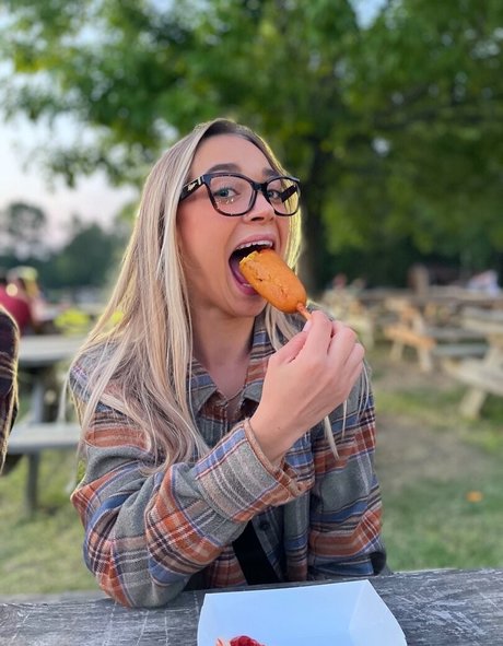 Natalie Decker actrice chaude archive