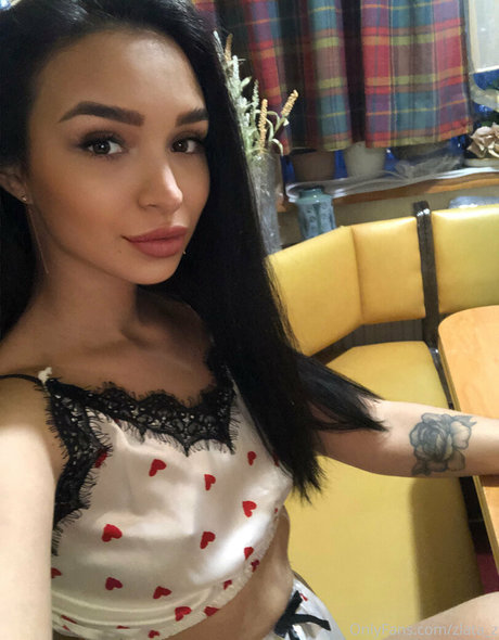 épouse infidèle onlyfans porno érotique img