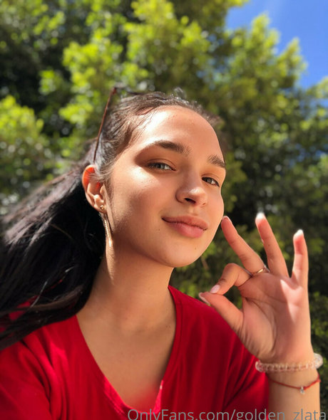 golden zlata étoile adulte image