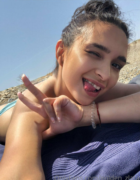 petite ébène onlyfans assez pornographique image