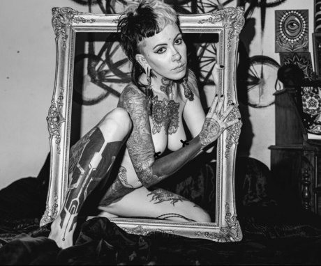 Calopsyco star du porno nue archive