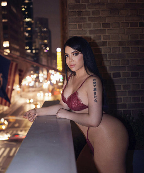 Andrea Anaconda étoile nue img