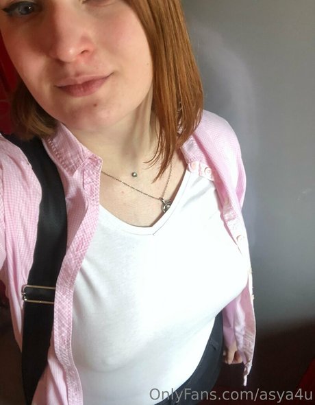 asya4u actrice porno galerie