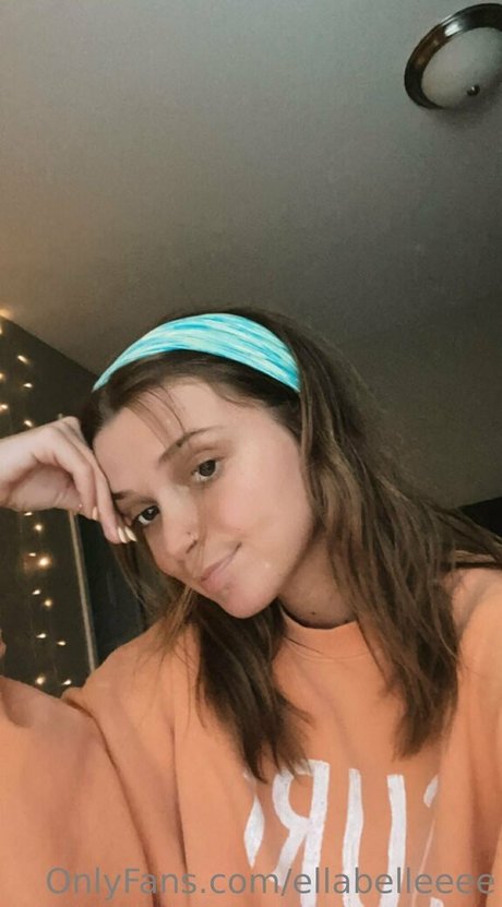 ellabelleeee modèle chaud des photos