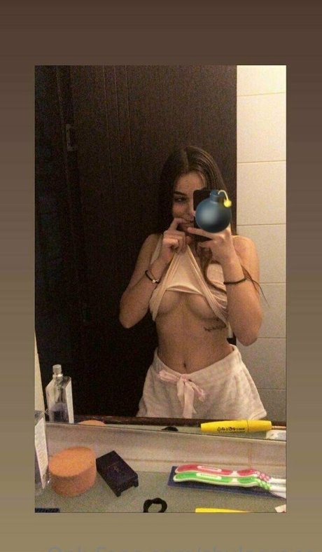 déshabillage onlyfans hd jolie collection