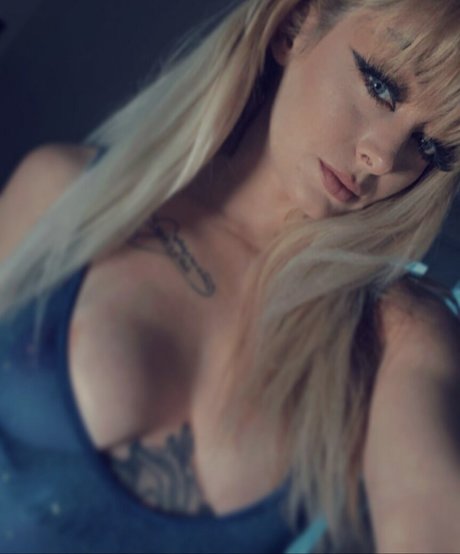 Queenjazlyn étoile nue archive