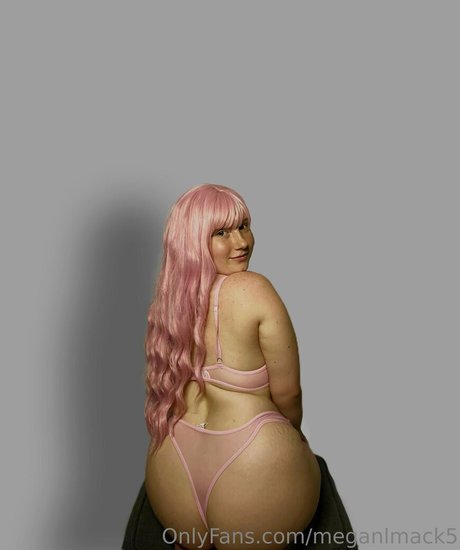 Meganlmack5 mannequin image