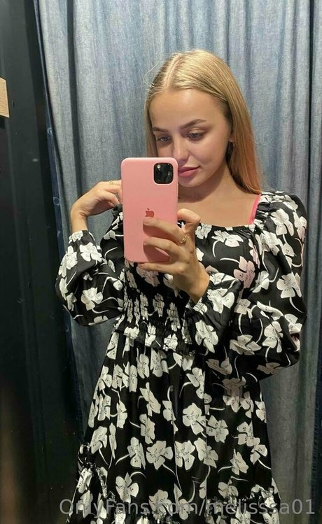 blonde au gros cul onlyfans chaud belle des photos