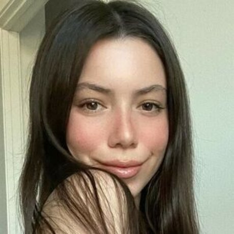 Midajah Rae étoile érotique collection