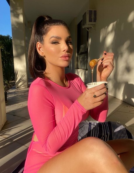 bbw gothique uniquementfans nus érotiques images