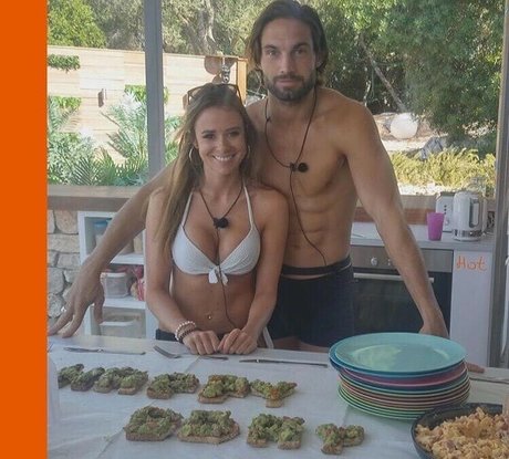 Camilla Thurlow star du porno sexy image