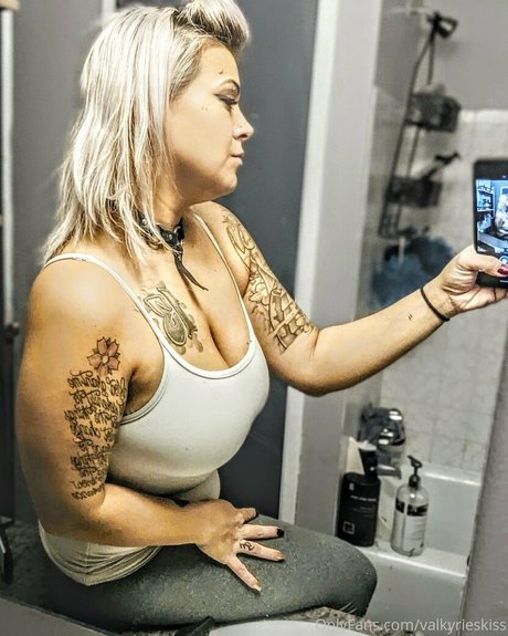 valkyrieskiss étoile de l'art collection