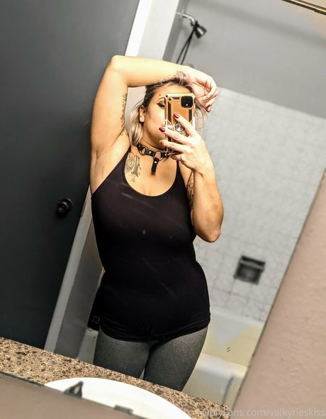 valkyrieskiss belle star du porno collection