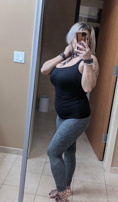 valkyrieskiss star érotique images