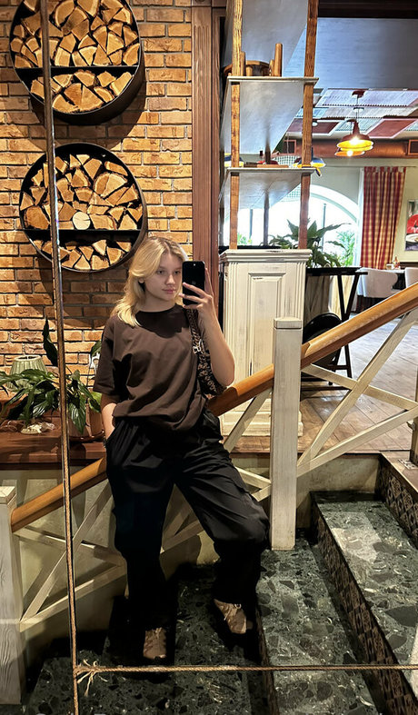 pervokursnica star du porno xxx photo