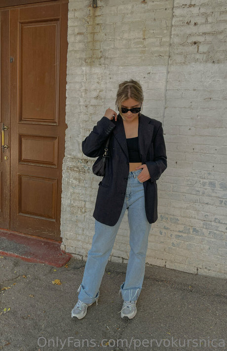 pervokursnica nus star du porno img