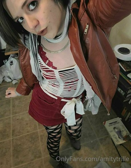 amythrill star du porno en haute qualité img