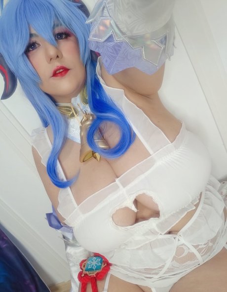 Laura Pyon modèles nus galerie