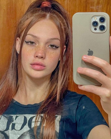 fellation publique onlyfans porno de haute qualité photo