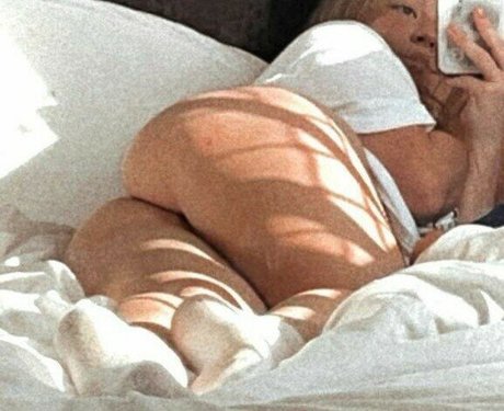 Ashleyyjane actrice artistique images