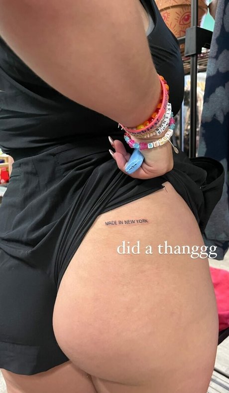 infirmière brune onlyfans parfait galeries