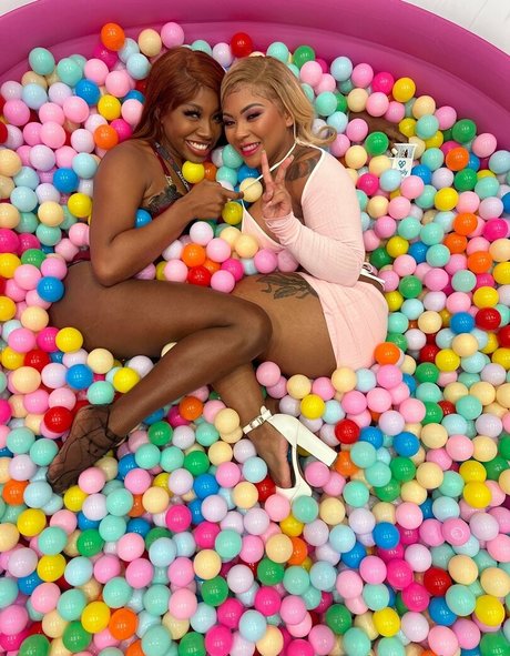 jambes velues onlyfans chaud érotique images