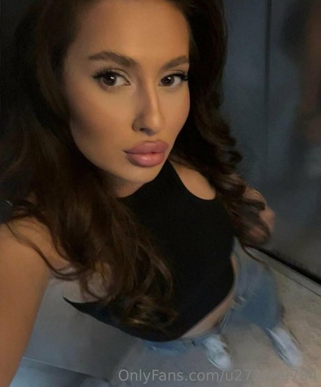 déshabillage onlyfans très chaud img