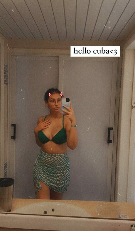 Chey Asmr modèle parfait photo