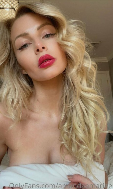 Amandaamariee actrice porno des photos