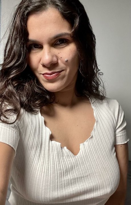 Maria Kois star du porno érotique photo