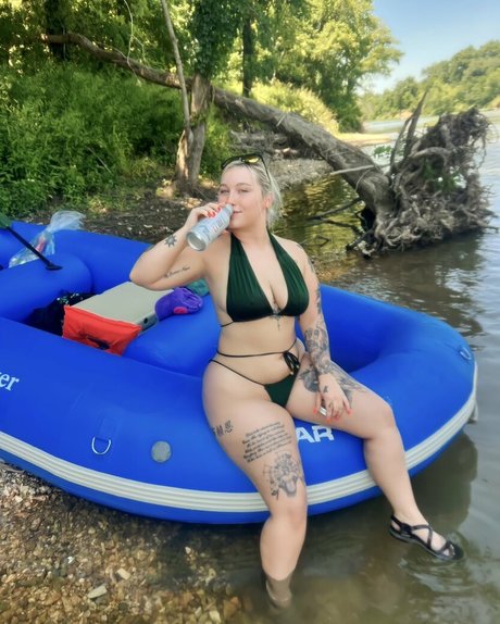 Sunni Valley star du porno sexy img