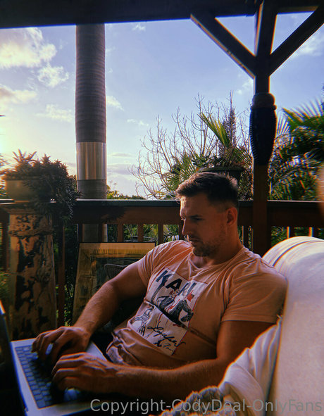 codydealfree modèle pornographique img