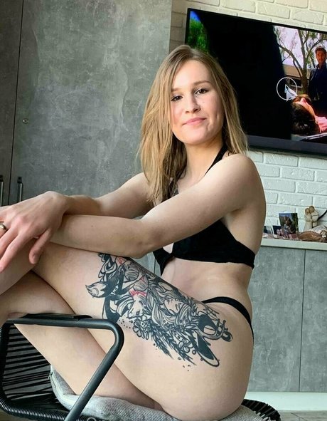 lingerie blanche onlyfans porno érotique photos