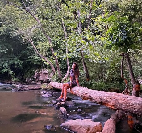 Amy Dumas modèle sexy galeries