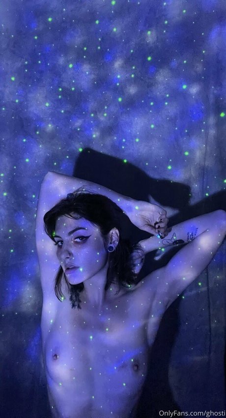 béance anale uniquementfans nue en haute qualité archive